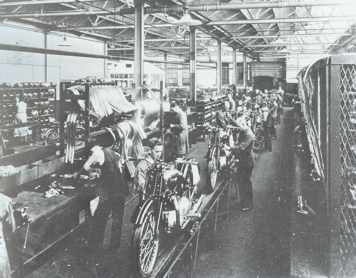 1939 usine Triumph