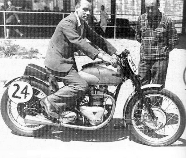 1949 Triumph Grand Prix Norman CroftGran Premio di Svizzera del 1949 a Berna.