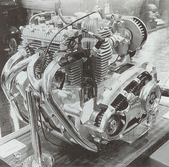 1968 Triumph Trident Motore Sezionato