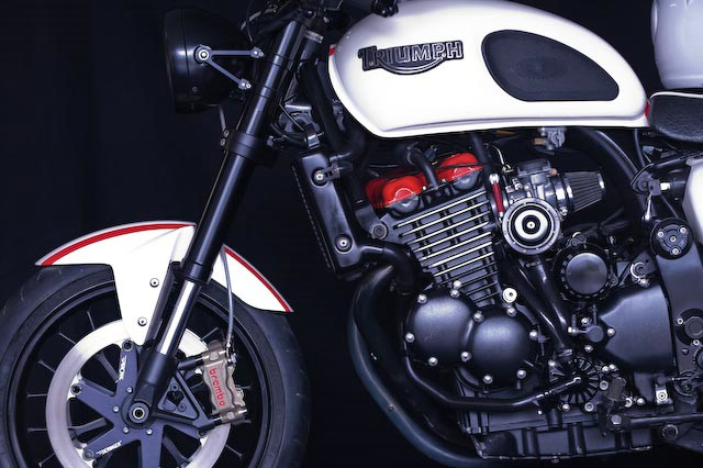 Triumph Thunderbird Sport Tridays di Uli Bre