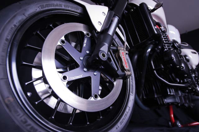Triumph Thunderbird Sport Tridays di Uli Bre
