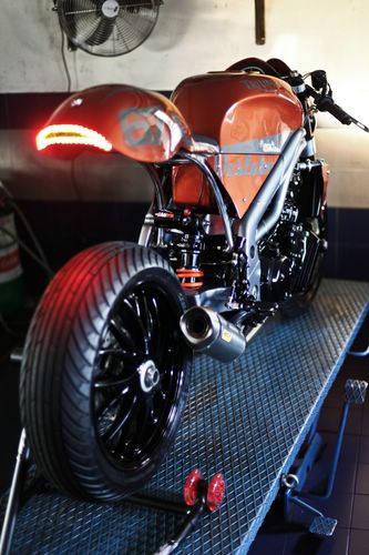 Special Triumph Weslake by Olivi Motori