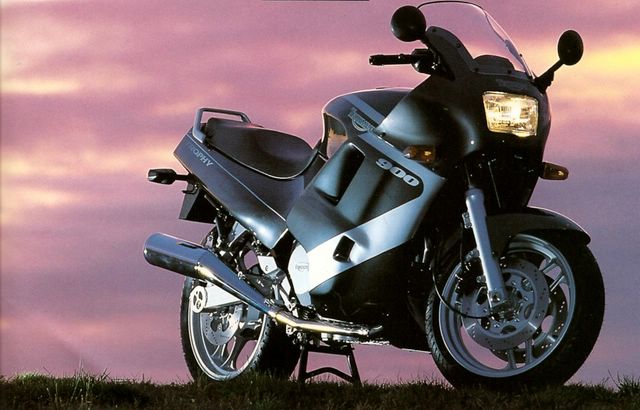 1990 Triumph Trophy 900 preserie