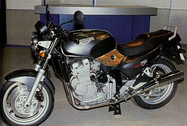 1990 - Luglio - Trident 750 prototipo per presentazione alla stampa