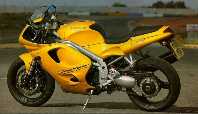 1997 Triumph Daytona T595