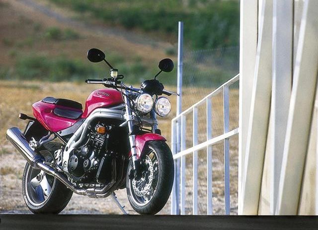 2002 Triumph Speed Triple 955i
