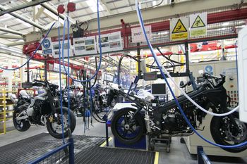 2010 TriumphLive Factory Tour T2