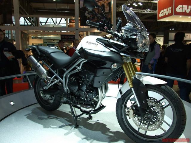 2010 EICMA Triumph Tiger 800 800XC