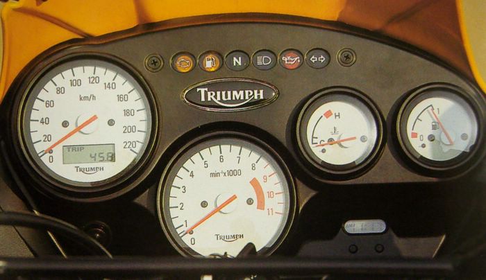1999 Triumph Tiger 885cc