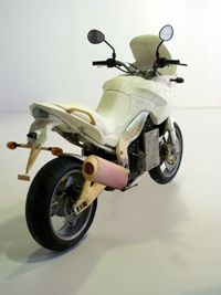 2004 Triumph Tiger 1050 Modello in Clay