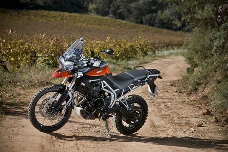 2010 Triumph Tiger 800 e Tiger 800XC