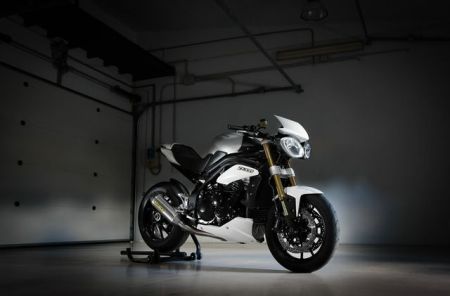 2010 Triumph Speed Triple Lancio Stampa Ascari Spagna