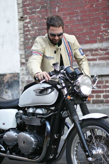 2010 TriumphLive Motard