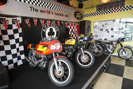 2010 TriumphLive Motard