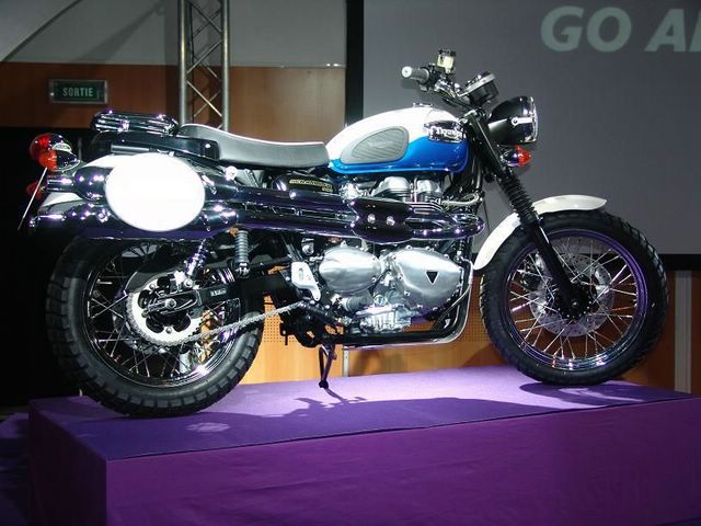 2005 Salona Parigi Triumph Scrambler presentazione