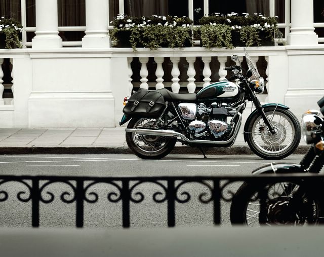 2010 Triumph Bonneville T100