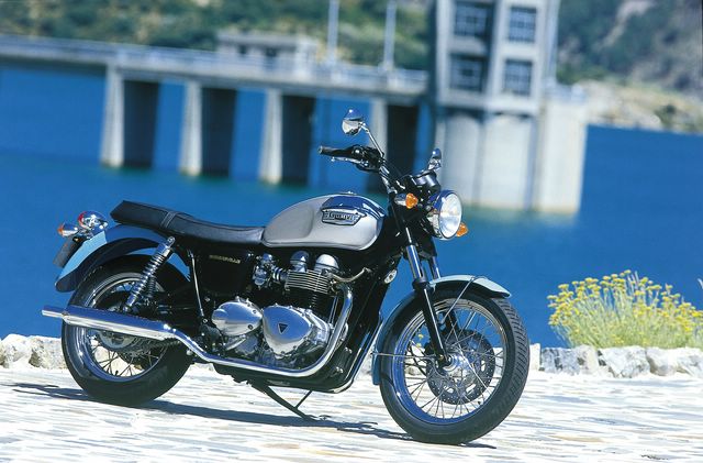 2002 - Triumph Bonneville 790