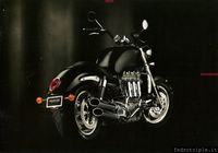 2004 Catalogo ufficiale Triumph Rocket III