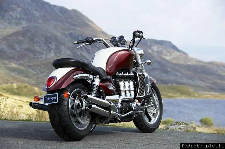 2006 - Triumph Rocket III Classic