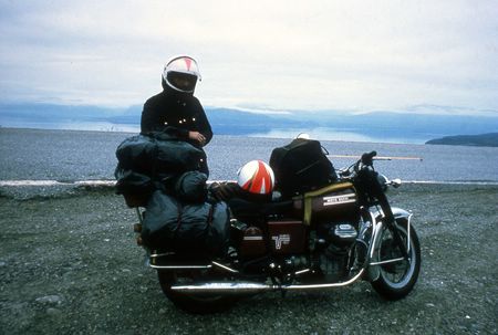 Andrea Moto Guzzi 850 GTV