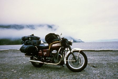 Andrea Moto Guzzi 850 GTV