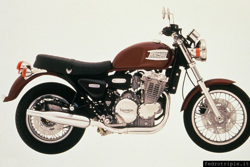 1995 Triumph Thunderbird 900