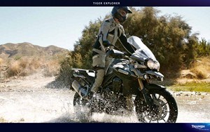 2011 Triumph Explorer 1200 MY2012 Wallpaper