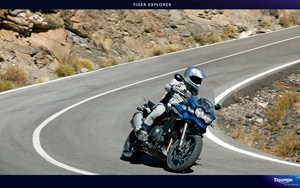 2011 Triumph Explorer 1200 MY2012 Wallpaper