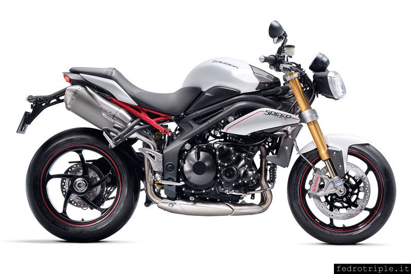 2011 - Triumph Speed Triple R MY2012