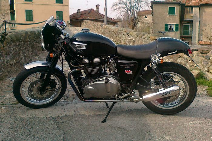 Triumph Thruxton maxsamurai