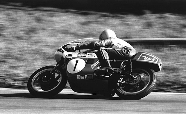 1972 - Dick Mann in azione con la BSA Rocket 3 ad Atlanta