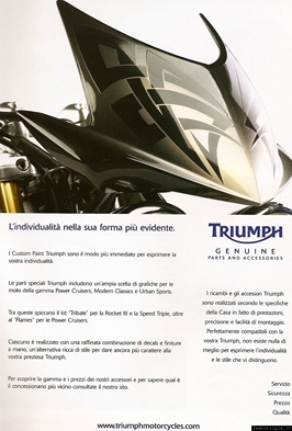 2005 pubblicità Triumph Accessori