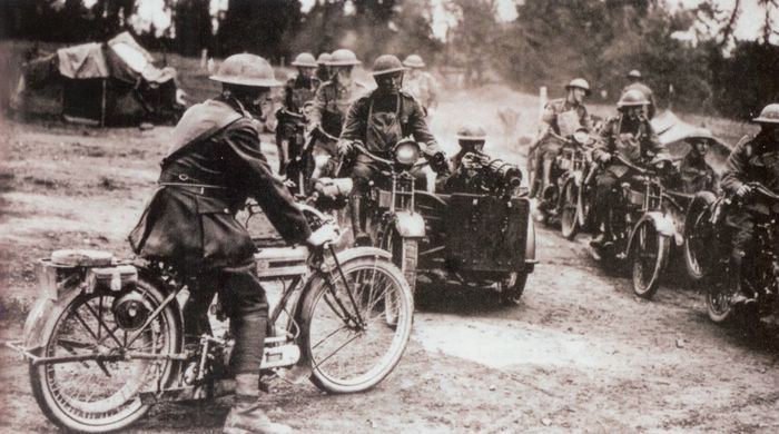 Model H in un campo militare inglese