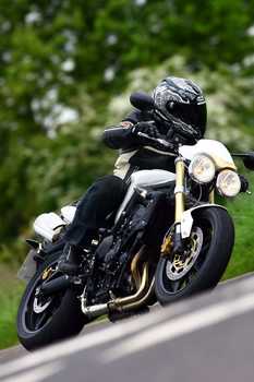 Street Triple 2007