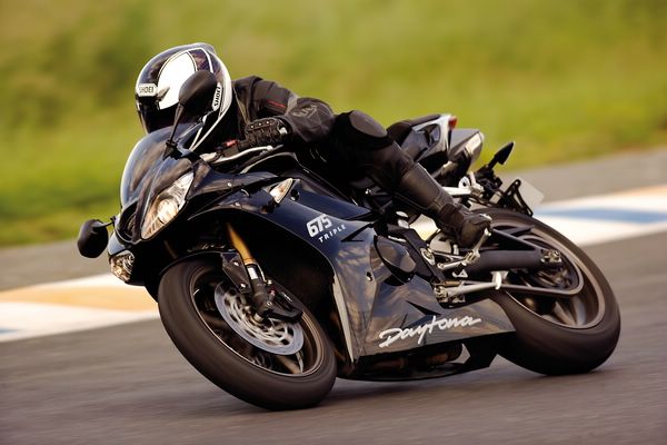 2009 Daytona 675