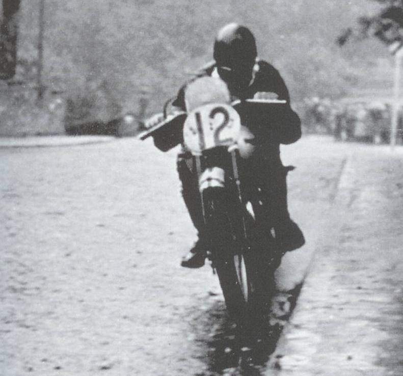 1946 Manx Grand Prix Triumph Ernie Lyons