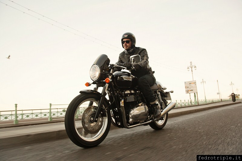 MY 2014 Triumph Thruxton