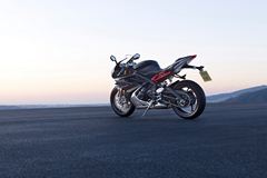 Triumph Daytona 675 R MY2015