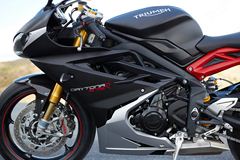 Triumph Daytona 675 R MY2015