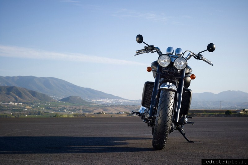 2014 Triumph Rocket III Roadster MY2015