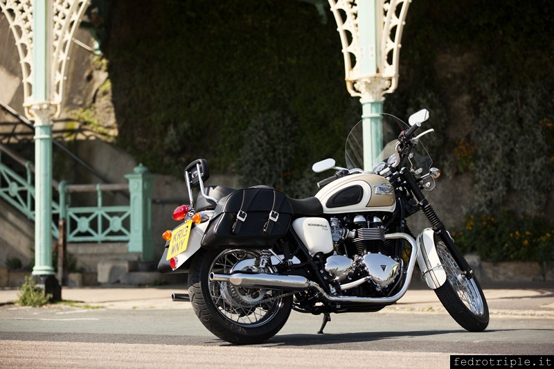 2014MY Triumph Bonneville T100