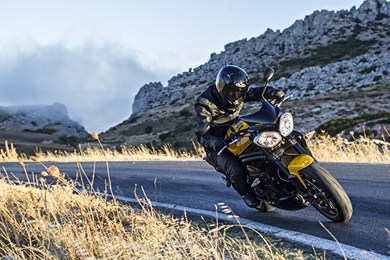 2015 Triumph Speed Triple R 94 MY2016