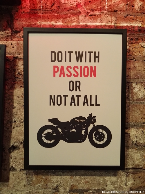 2015-10-28 Triumph Bonneville Luanch Party