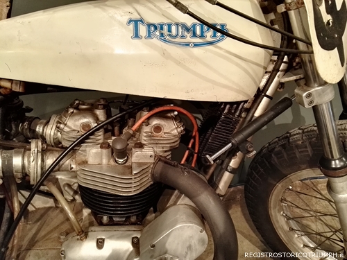 2015-10-28 Triumph Bonneville Luanch Party