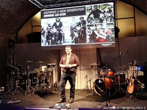 2015-10-28 Triumph Bonneville Luanch Party