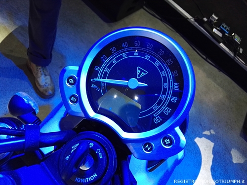 2015-10-28 Triumph Bonneville Luanch Party