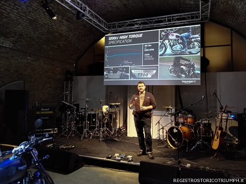 2015-10-28 Triumph Bonneville Luanch Party