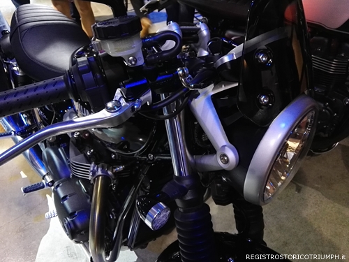 2015-10-28 Triumph Bonneville Luanch Party