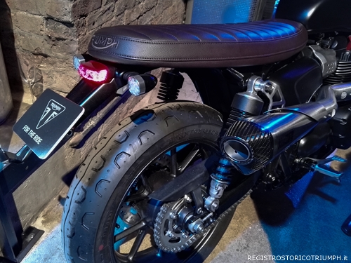 2015-10-28 Triumph Bonneville Luanch Party