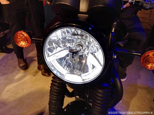 2015-10-28 Triumph Bonneville Luanch Party